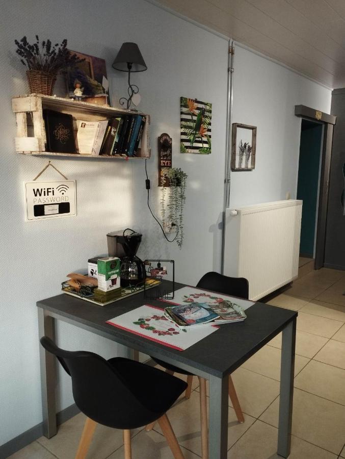 La Chambre D Angeline Foy-Notre-Dame Exterior foto
